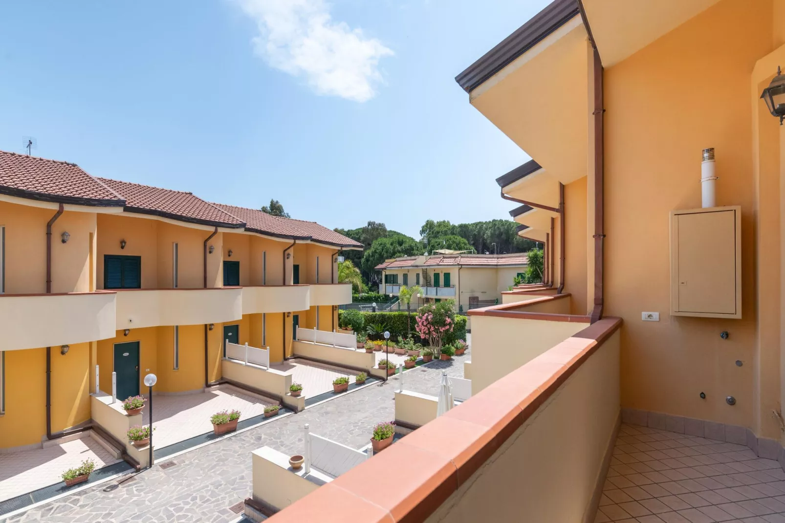 Conca degli Dei con giardino-Aussicht Sommer