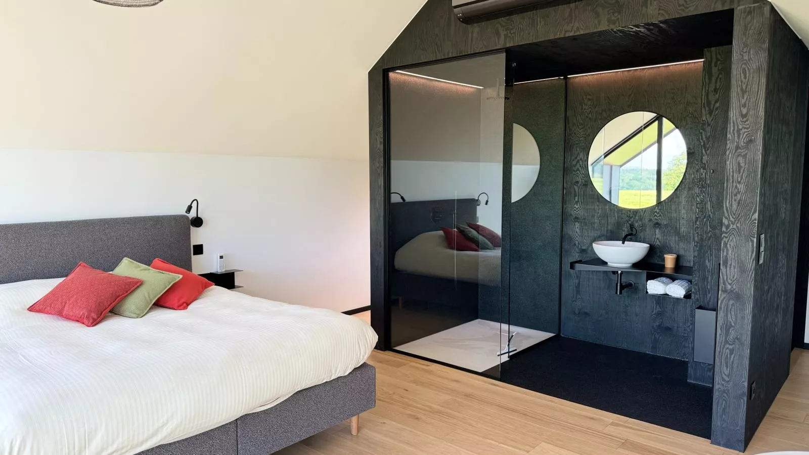 Escapade romantique-Bedroom