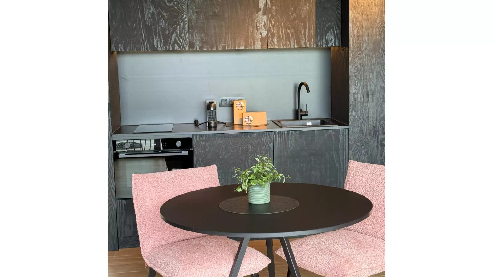 Escapade Naturelle-Kitchen