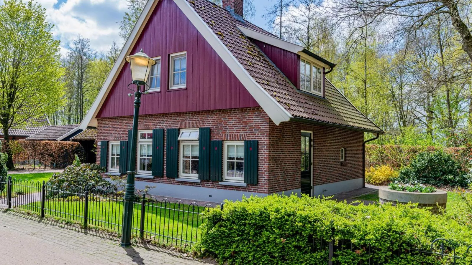 De Spil-Exterior summer