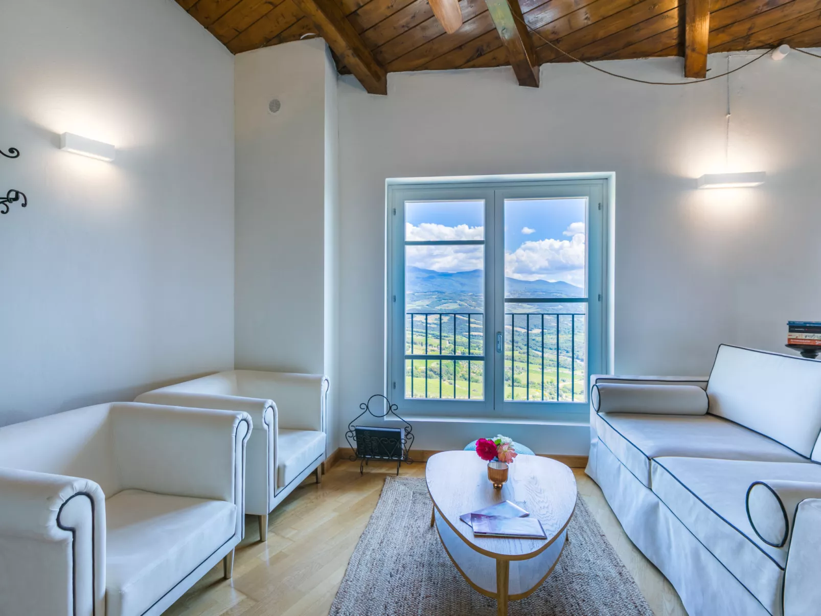Casa del Sole-Inside