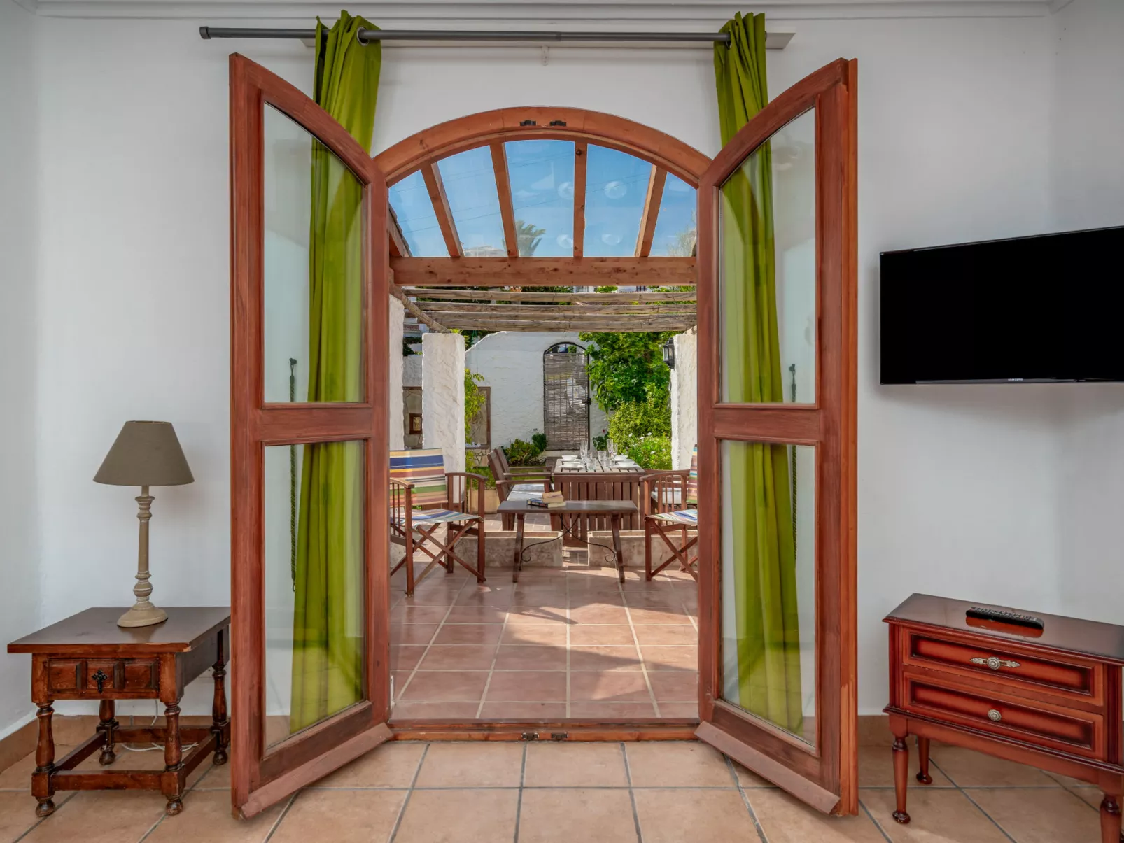 Los Olivos de Capistrano-Inside
