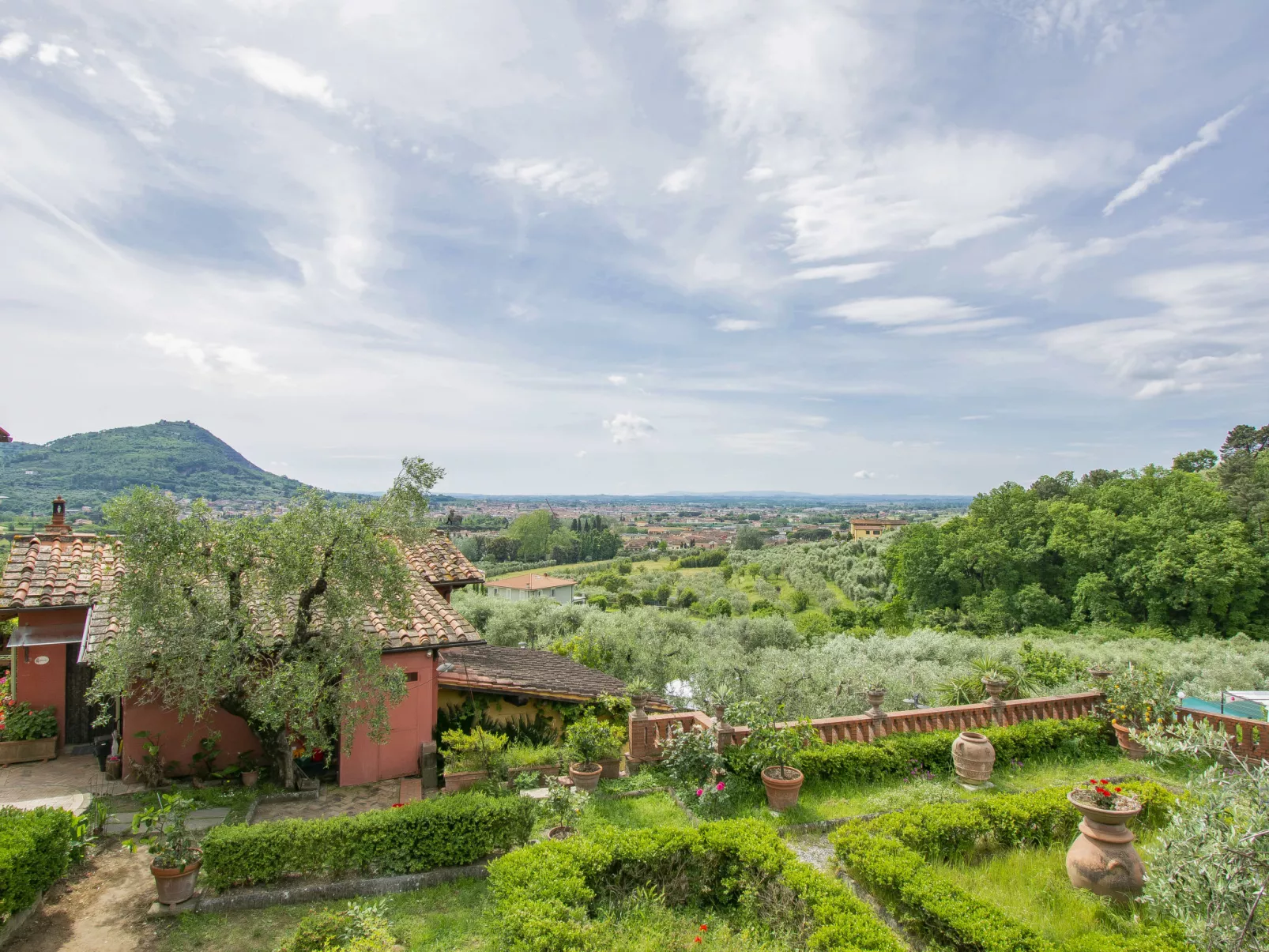 Borgo della Limonaia-Outside