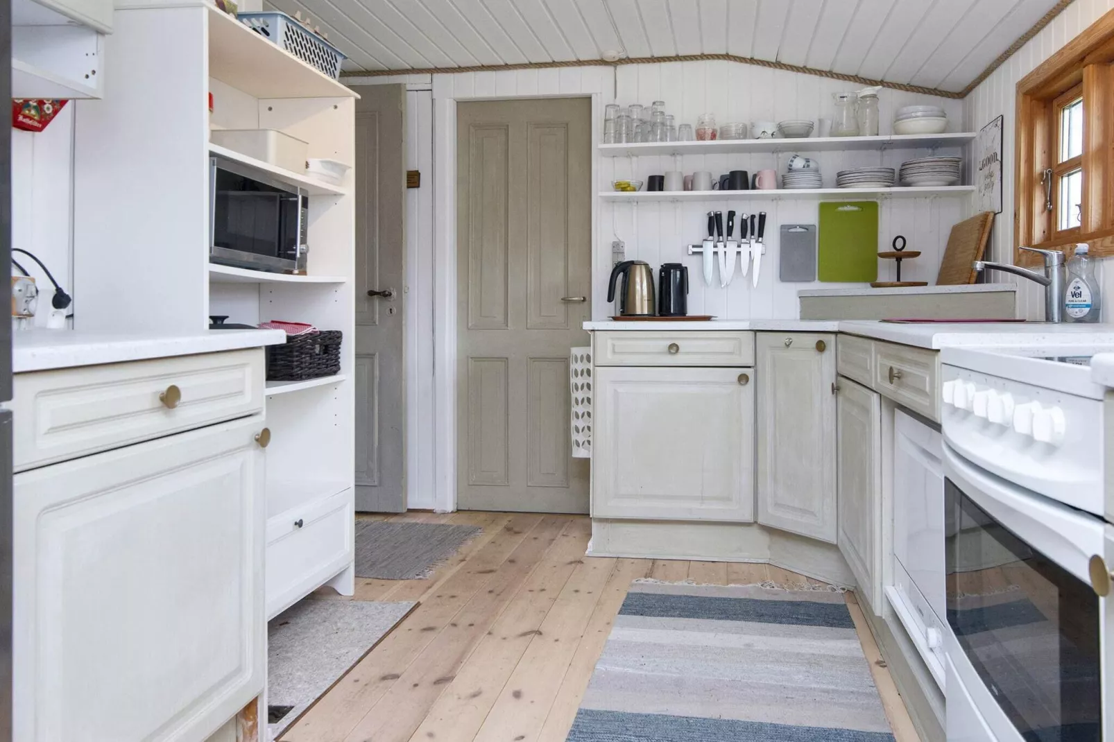 4 person holiday home in Juelsminde-Indoor