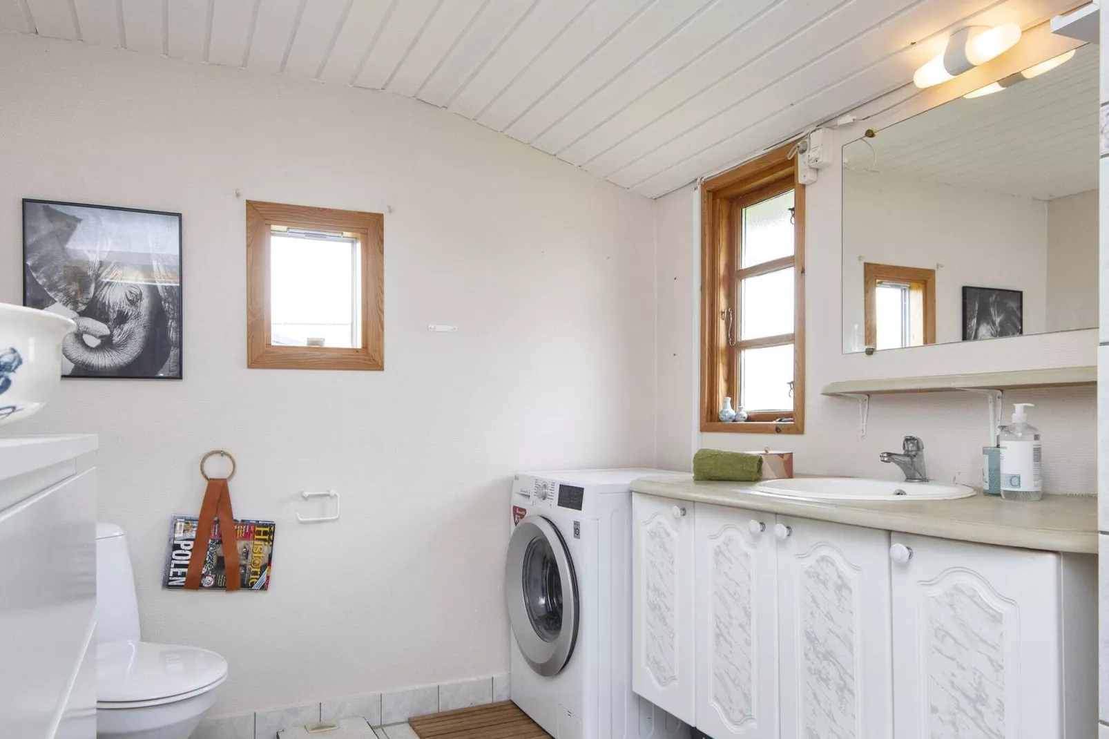 4 person holiday home in Juelsminde-Indoor