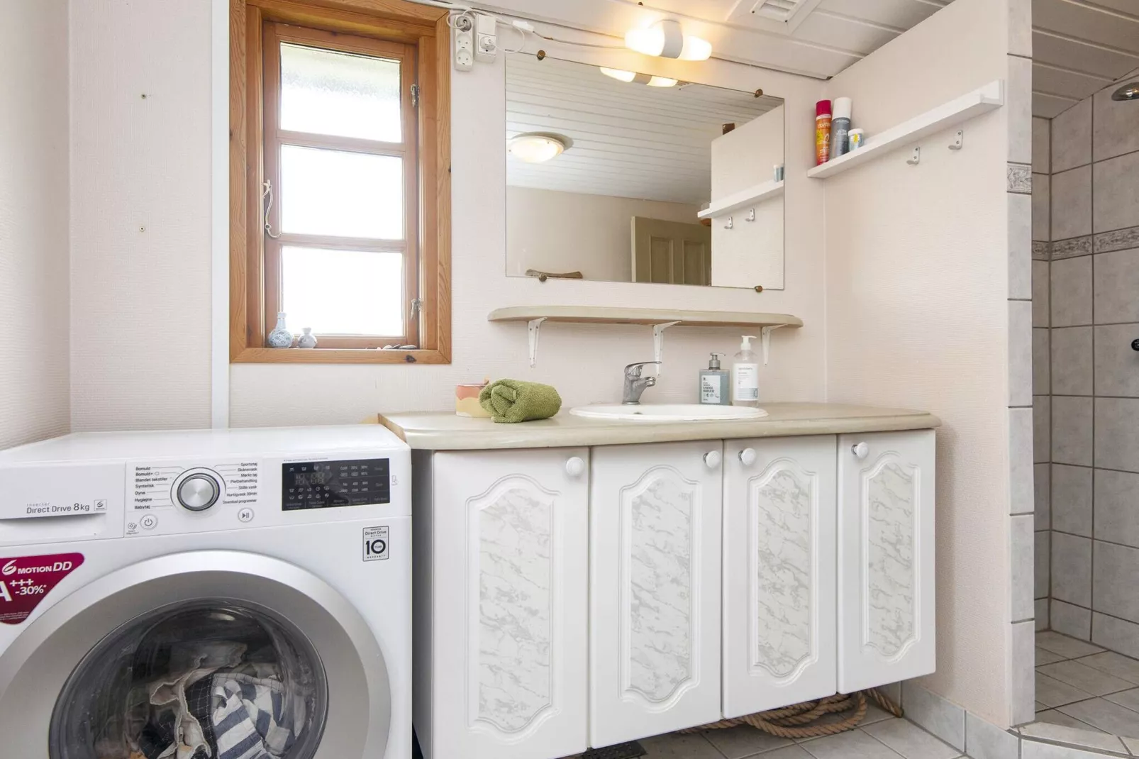 4 person holiday home in Juelsminde-Indoor