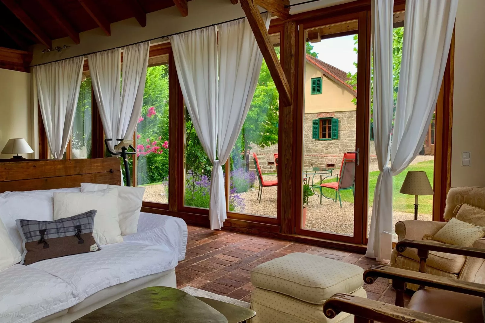 Landhaus Austria-Living room