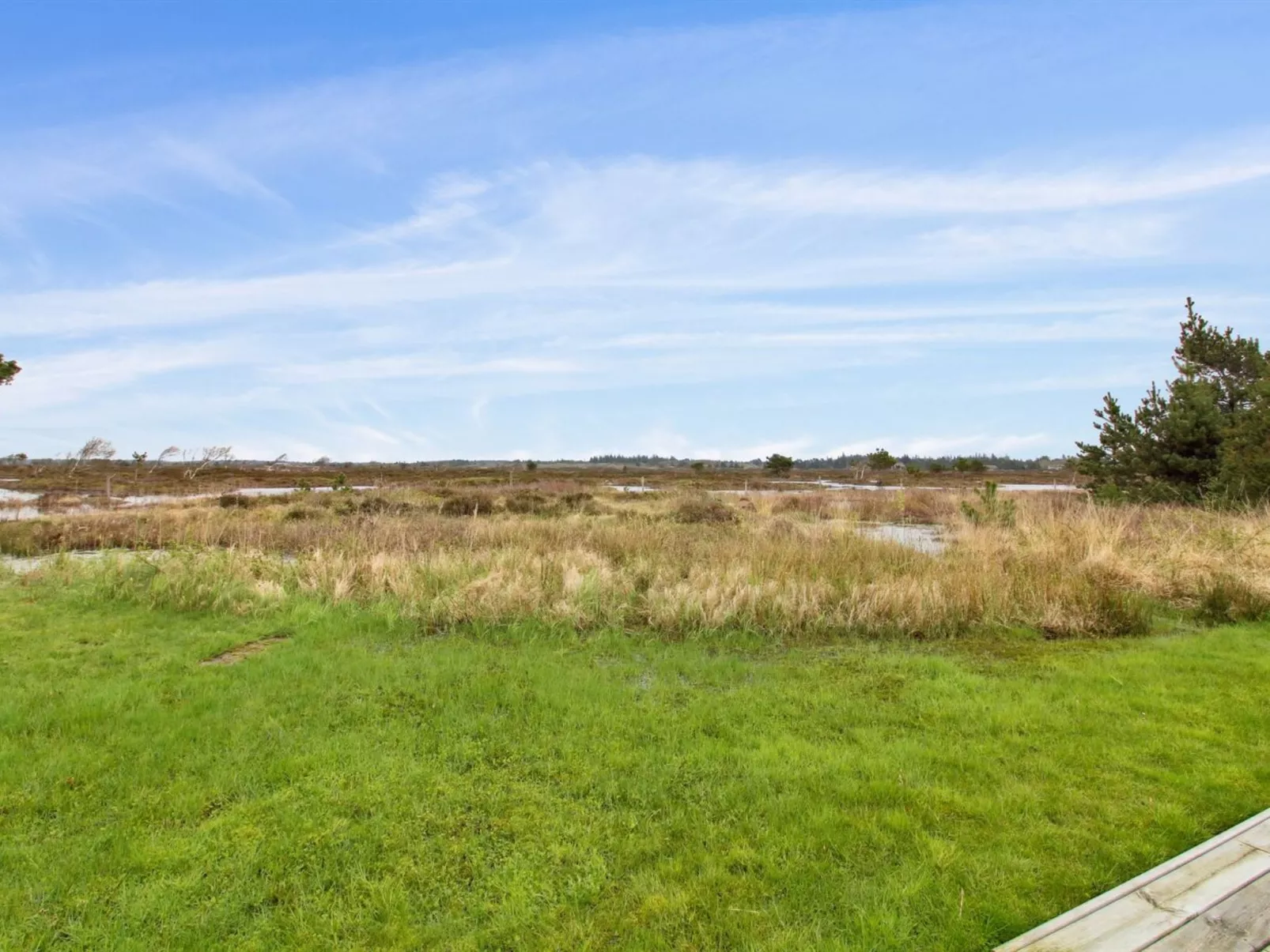 "Golubinka" - 2.5km from the sea-Outside