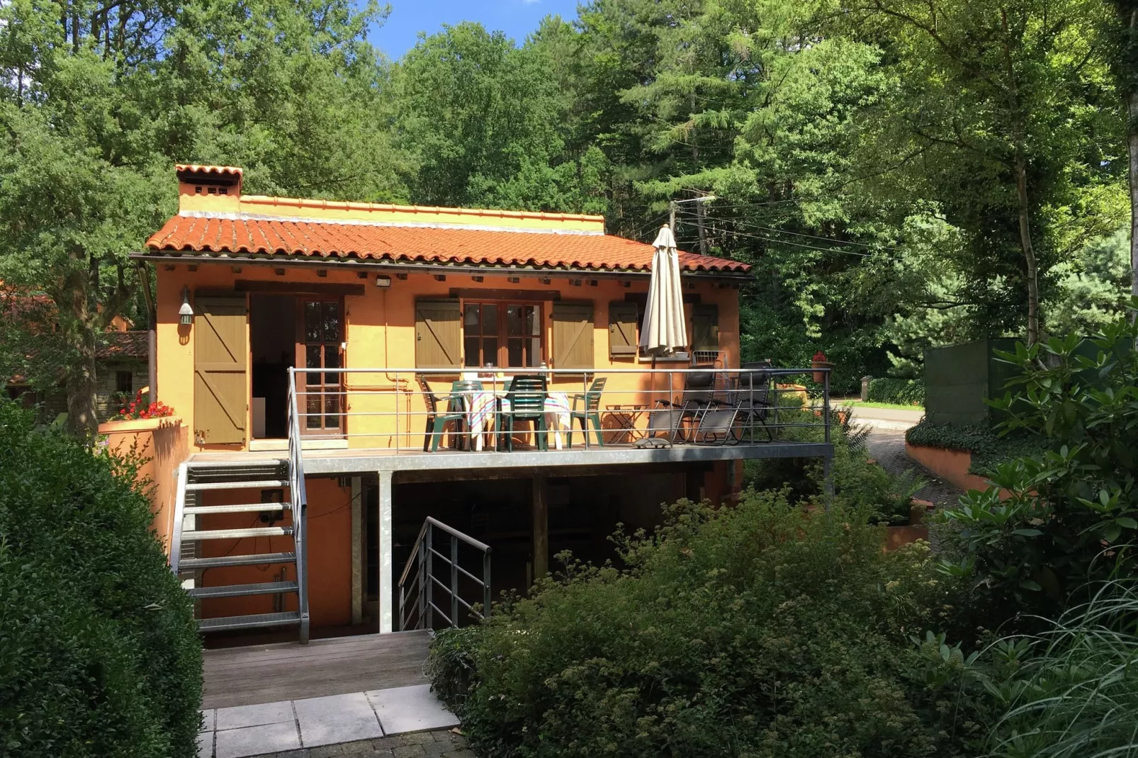 Streekbossen-Exterior summer