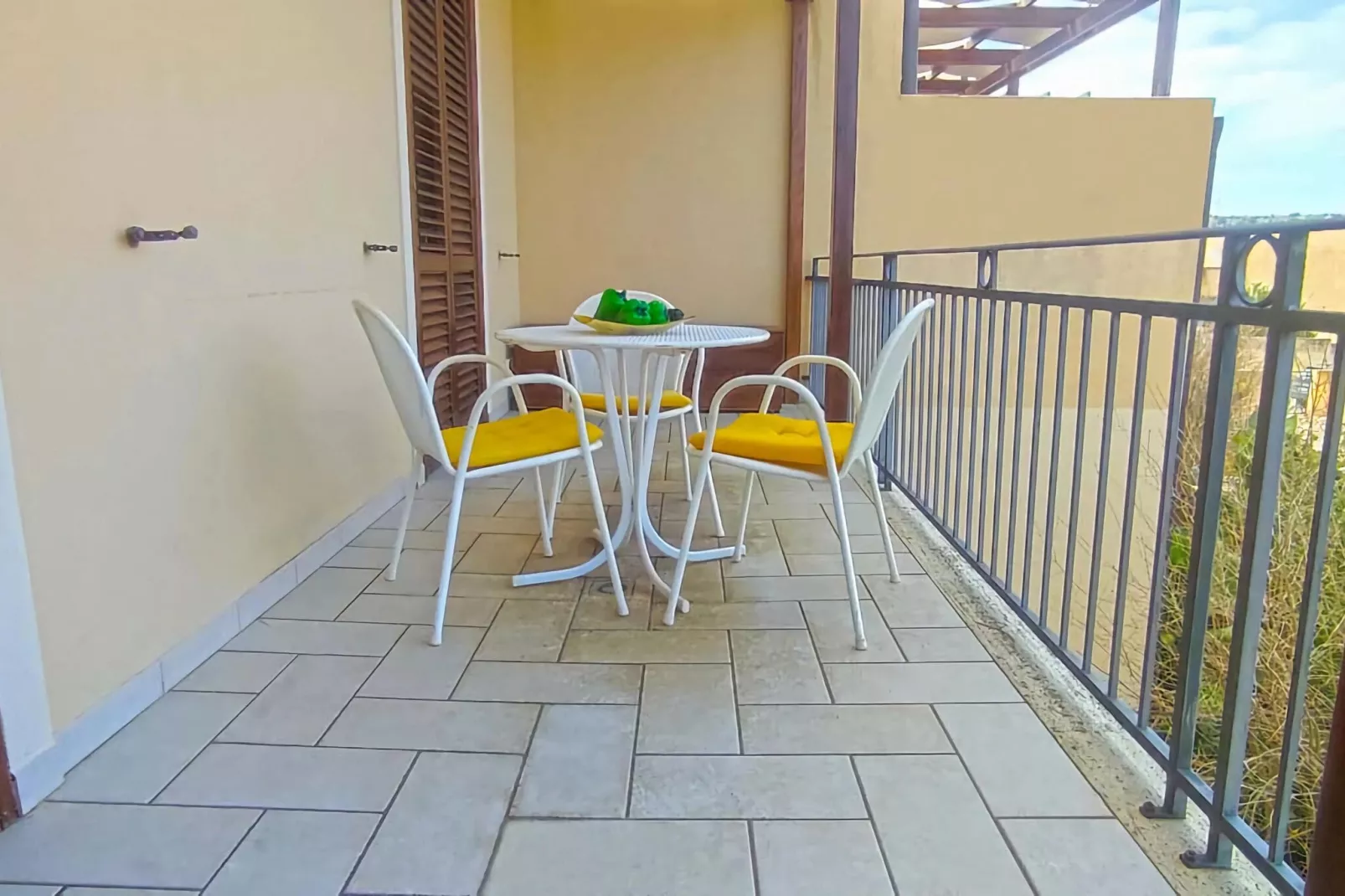 MaReSe_001-Terrace balcony