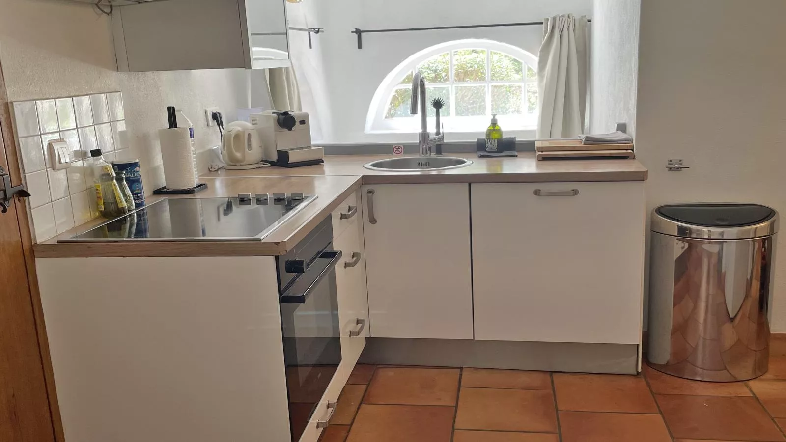 Emponse7-Kitchen