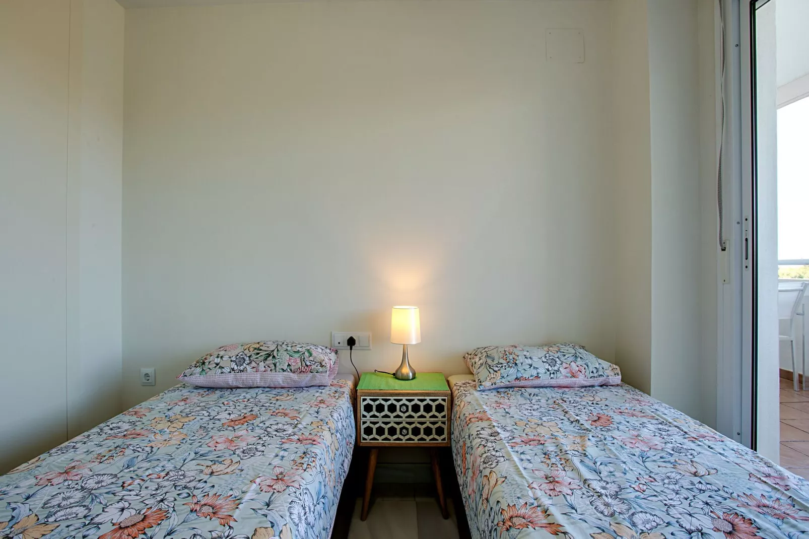 Lovely Apartment with swimming pool-Bedroom