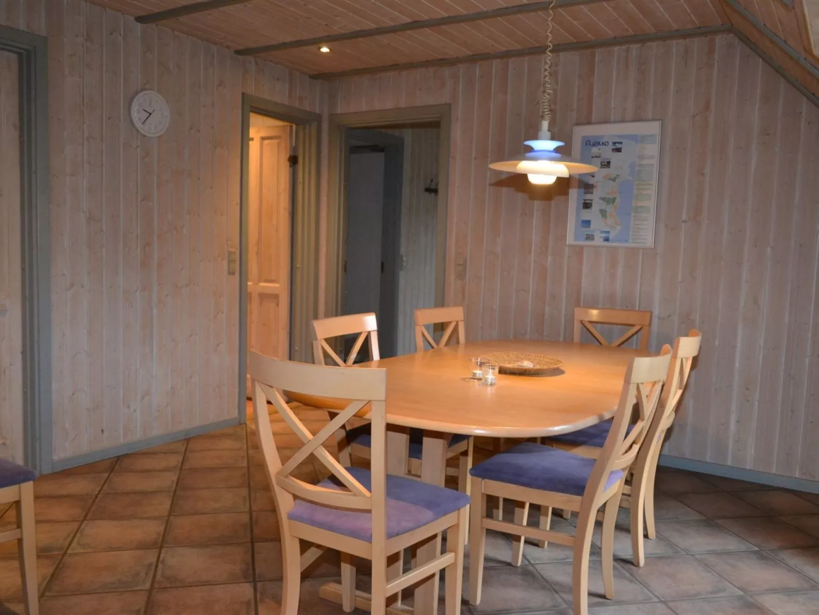 "Ejvi" - 4km from the sea-Inside