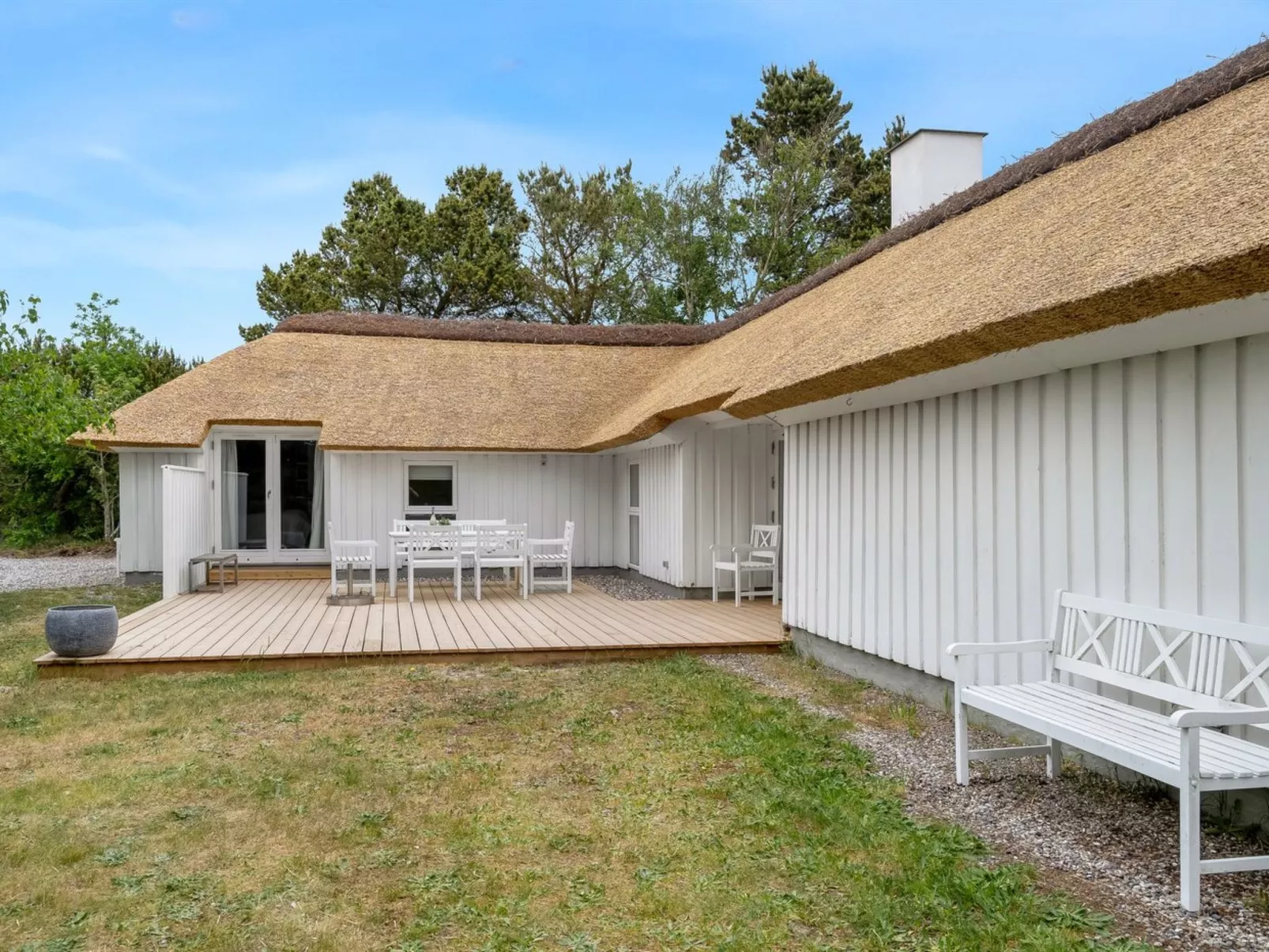 "Verner" - 900m from the sea-Outside