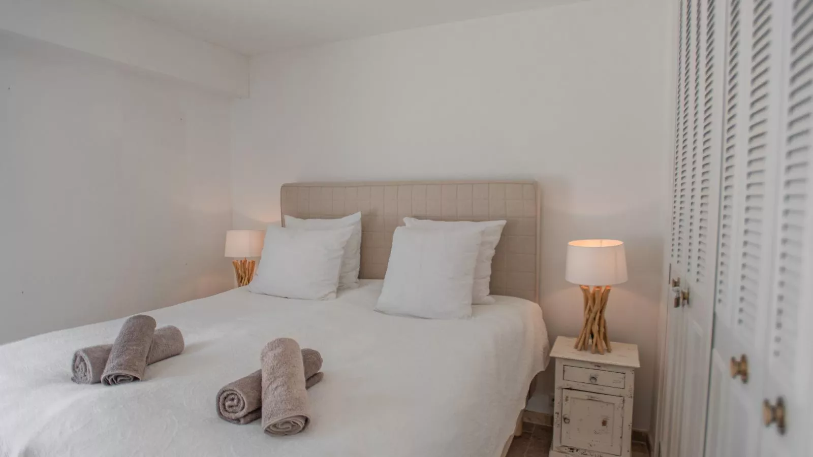 Villa les Oiseaux-Bedroom