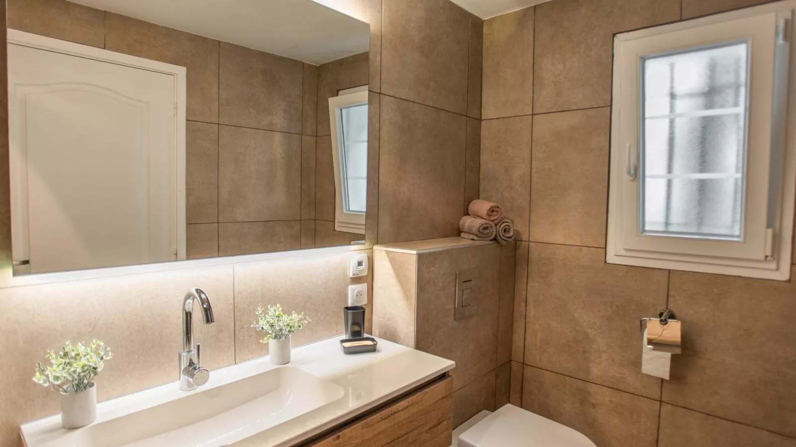 Villa les Oiseaux-Bathroom