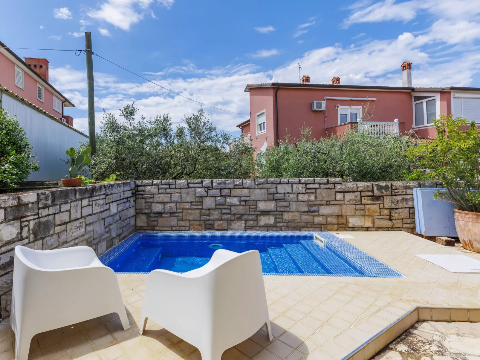 Apartment Bilfo-Outside
