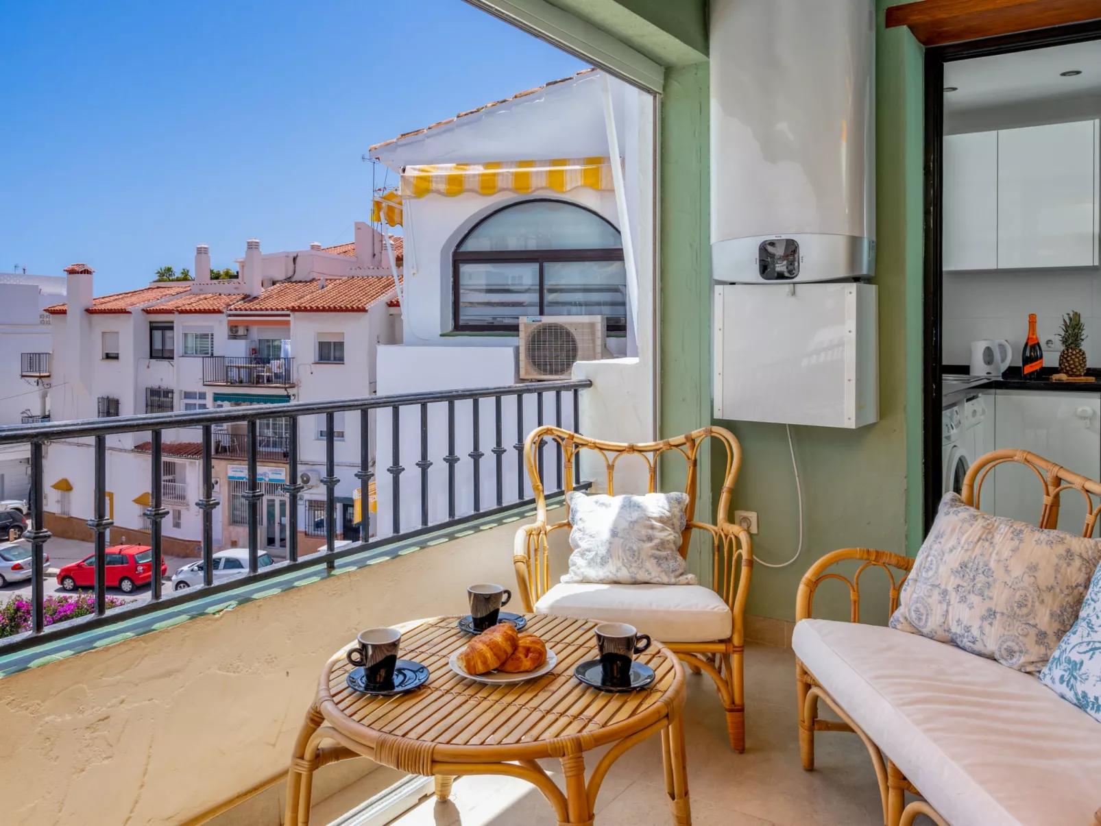 Parador Hotel Area-Inside