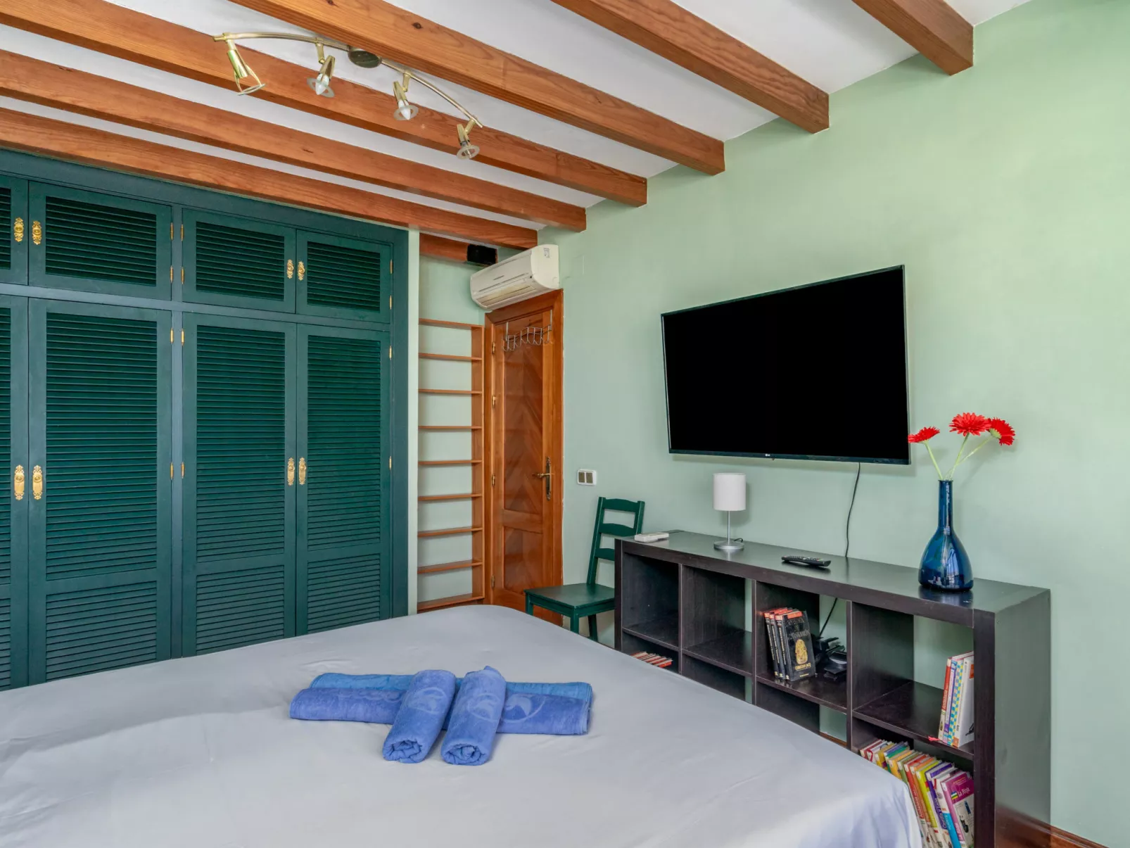 Parador Hotel Area-Inside