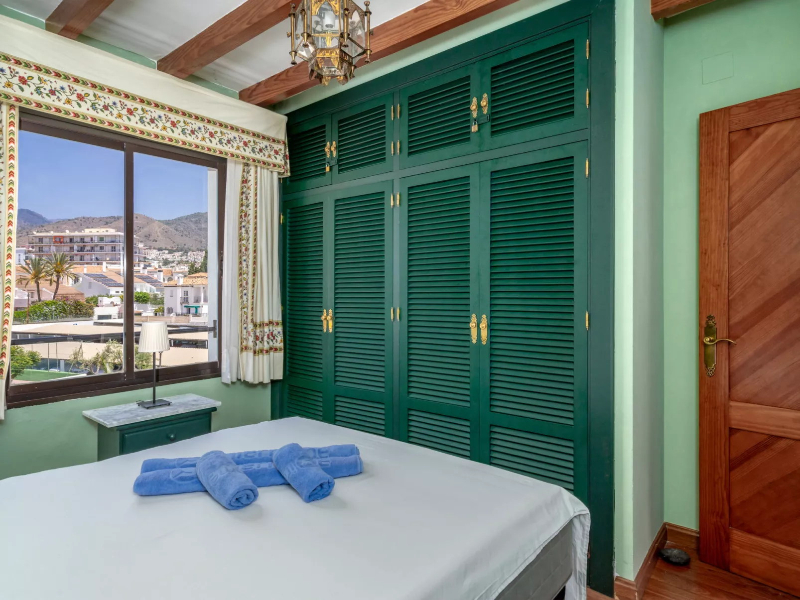 Parador Hotel Area-Inside