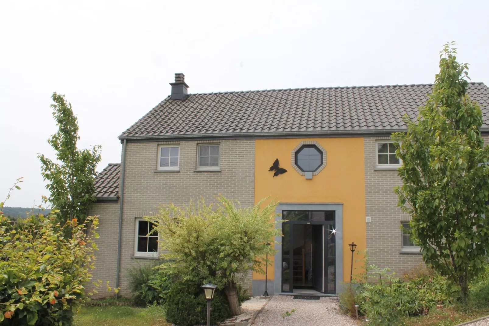 Residence Suprême-Exterior summer