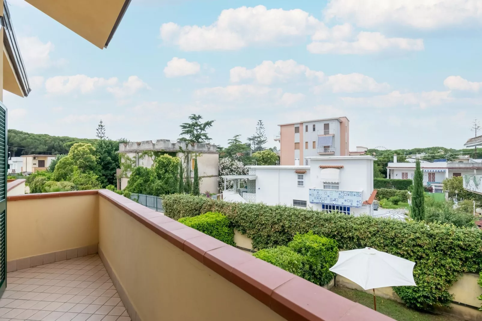 Conca degli Dei con patio-Terrassenbalkon
