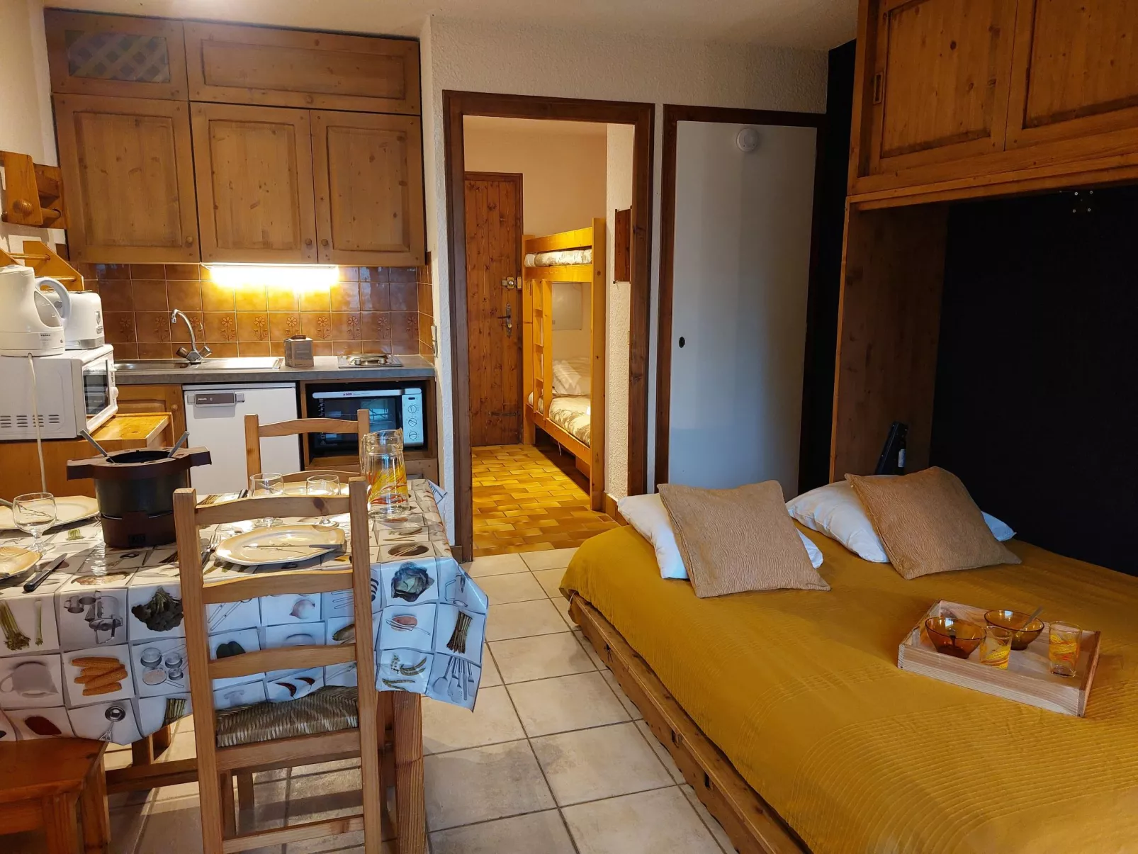 Le Taguy-Inside