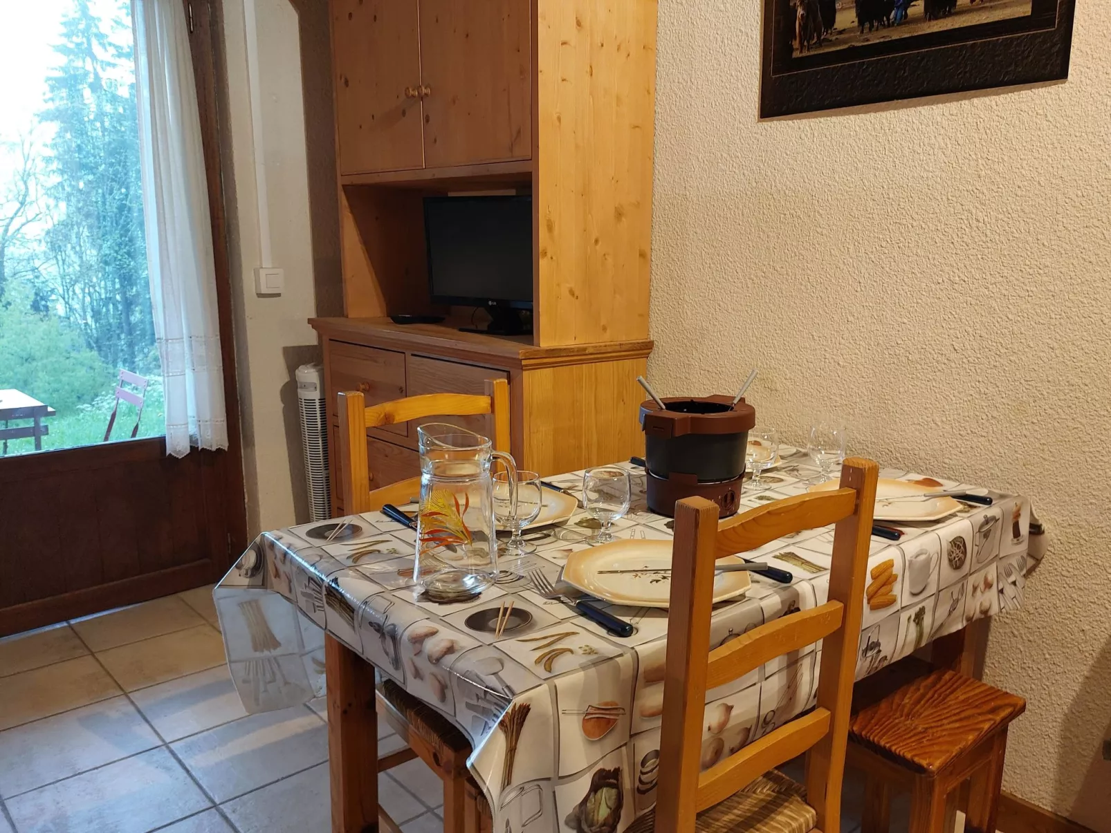 Le Taguy-Inside
