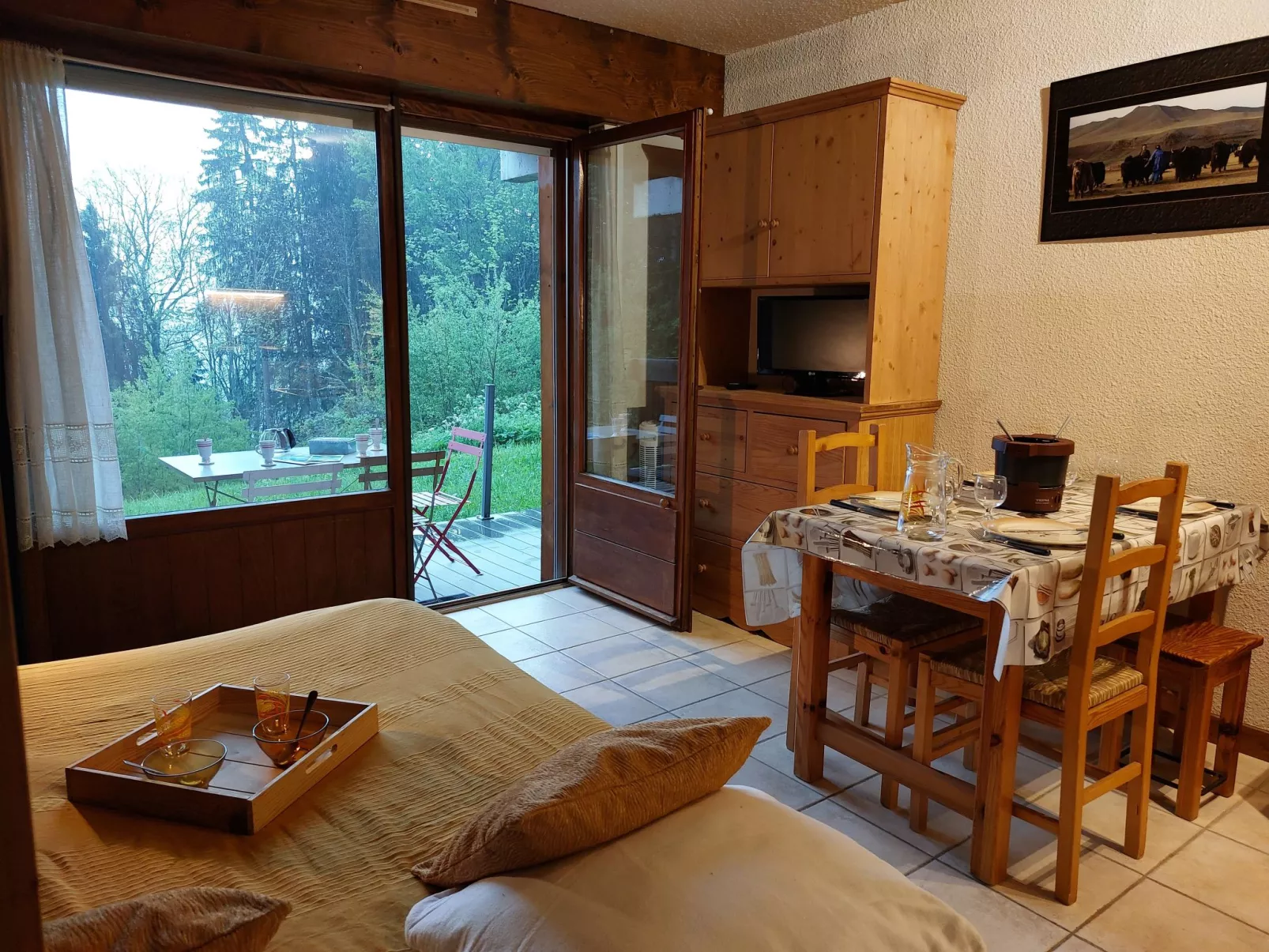 Le Taguy-Inside