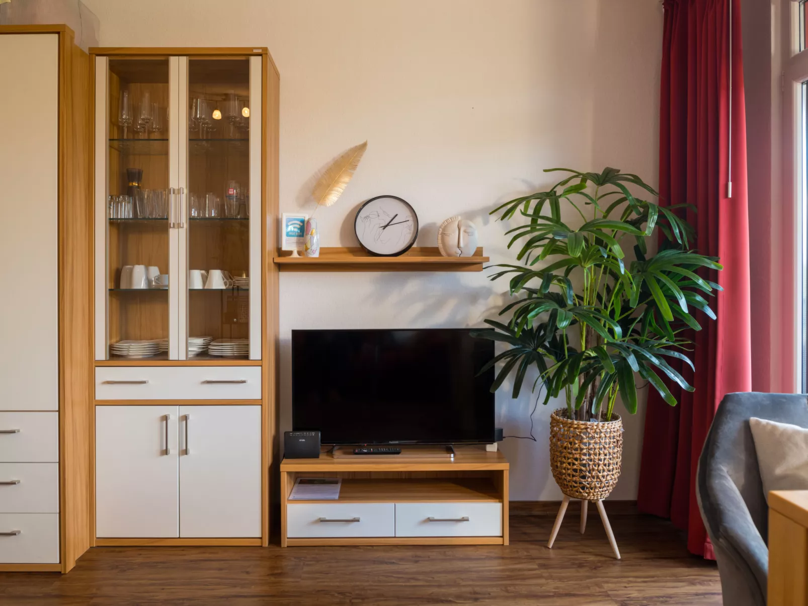 Hygge (B410)-Inside