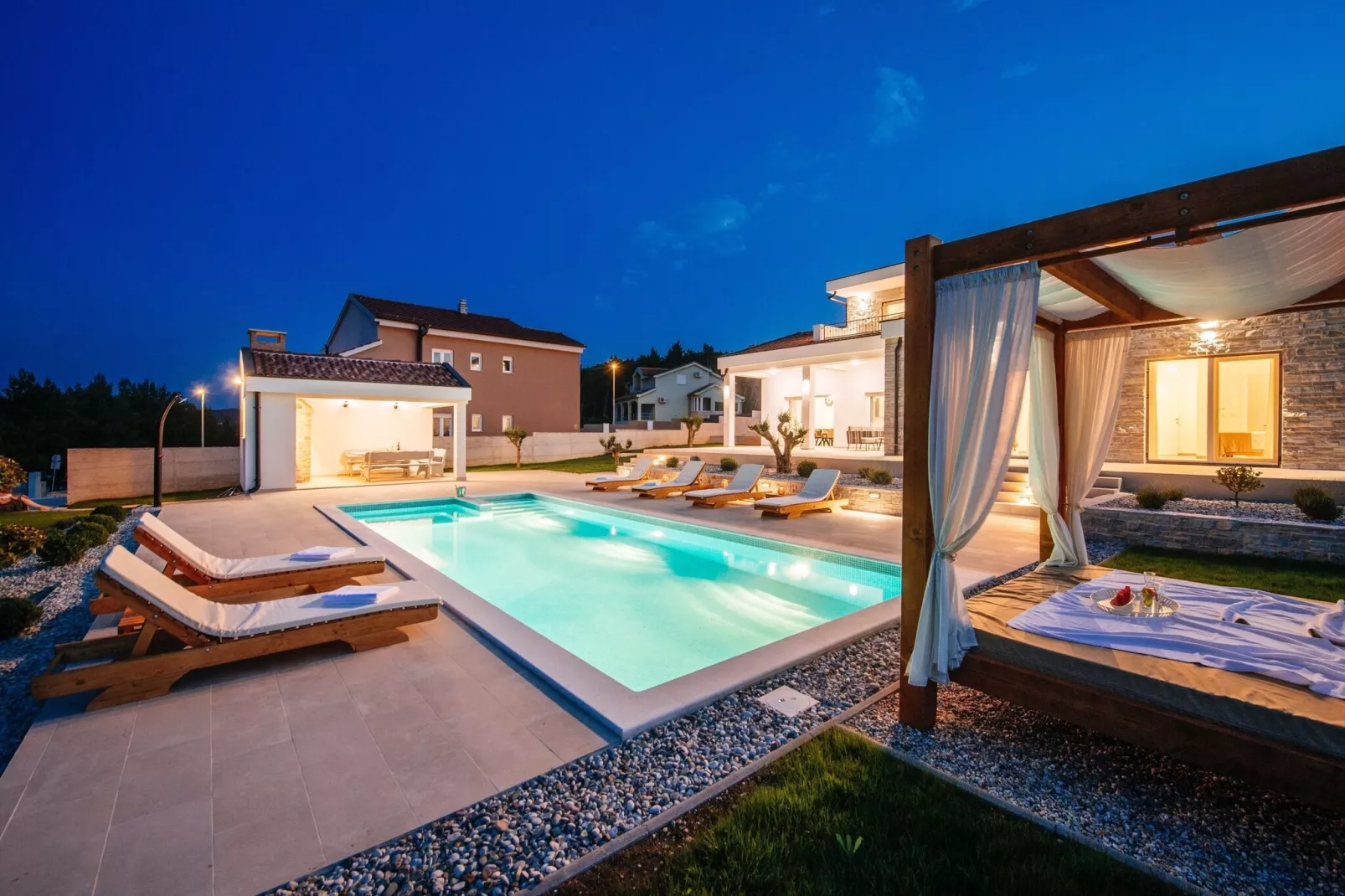 Vila Ena-Exterior summer