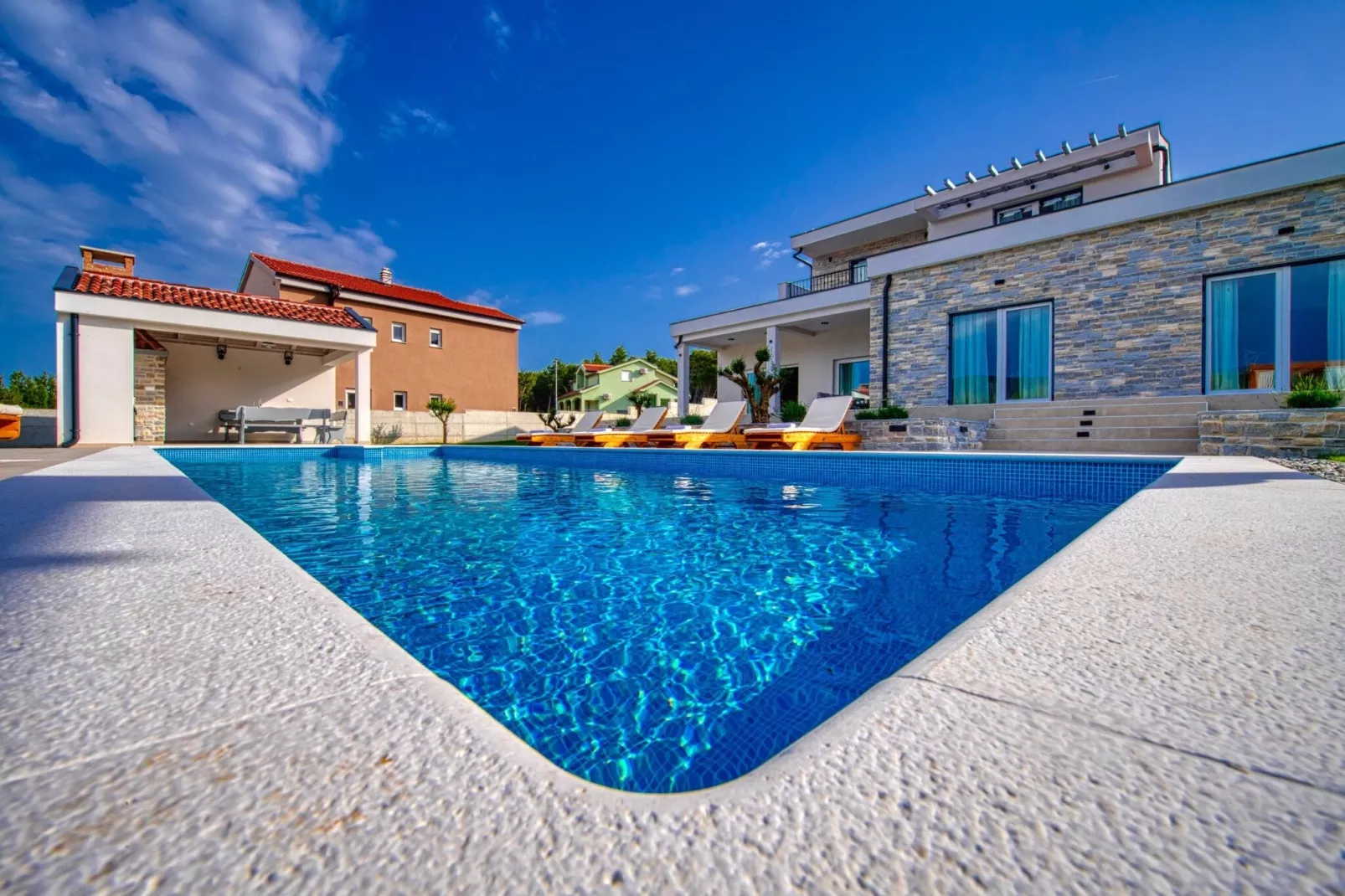 Vila Ena-Pool