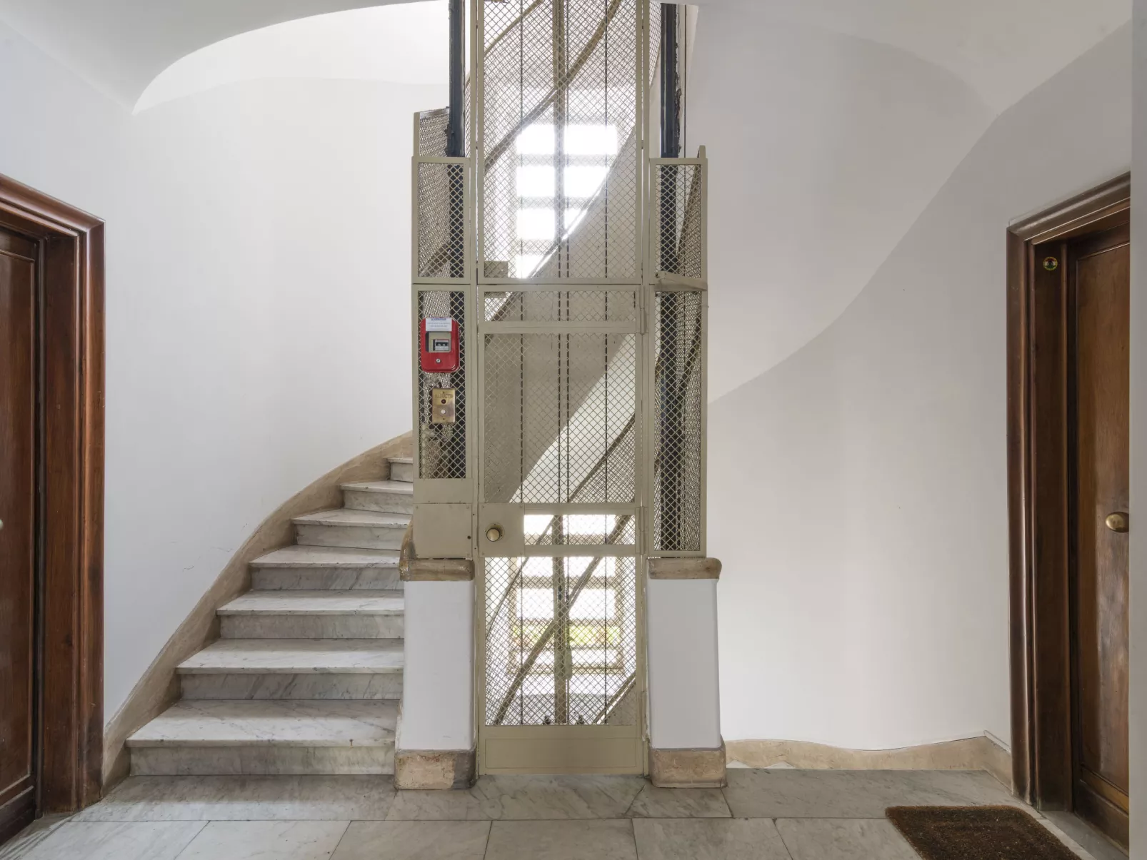 Gold Medal Home in Rome-Draußen