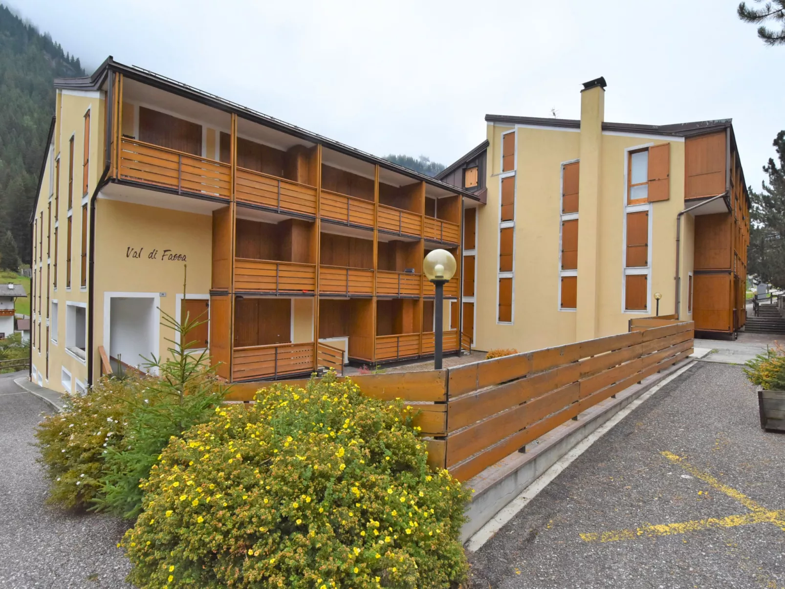 Condominio Val di Fassa-Outside