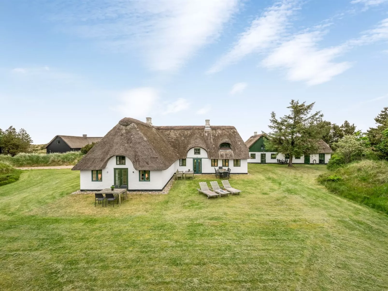 "Wandrath" - 2km from the sea-Outside