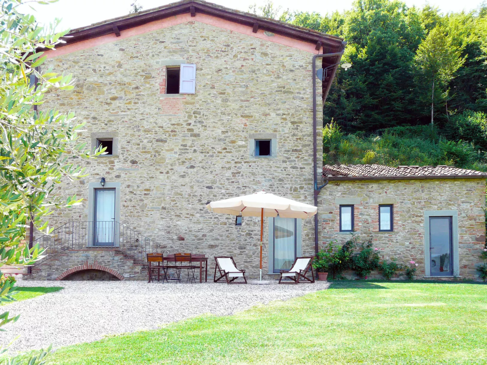 La Fonte-Inside