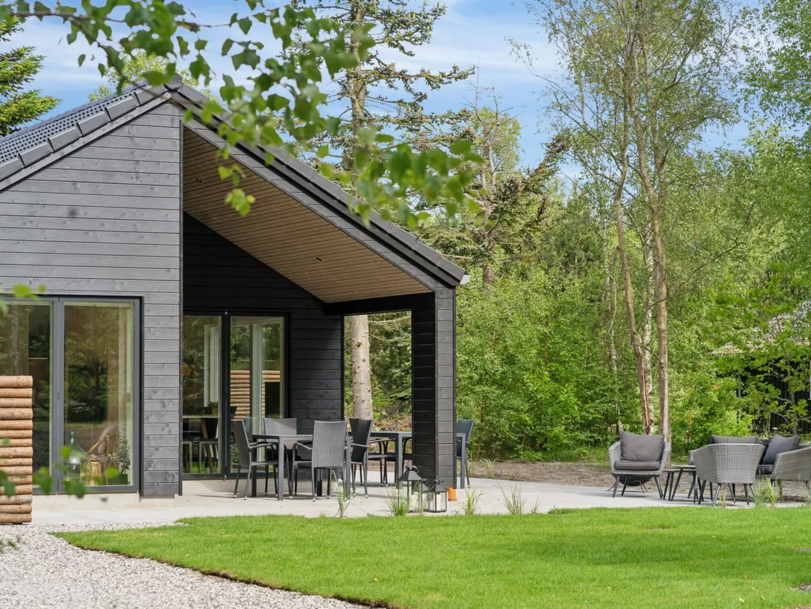 "Laina" - 250m from the sea-Draußen