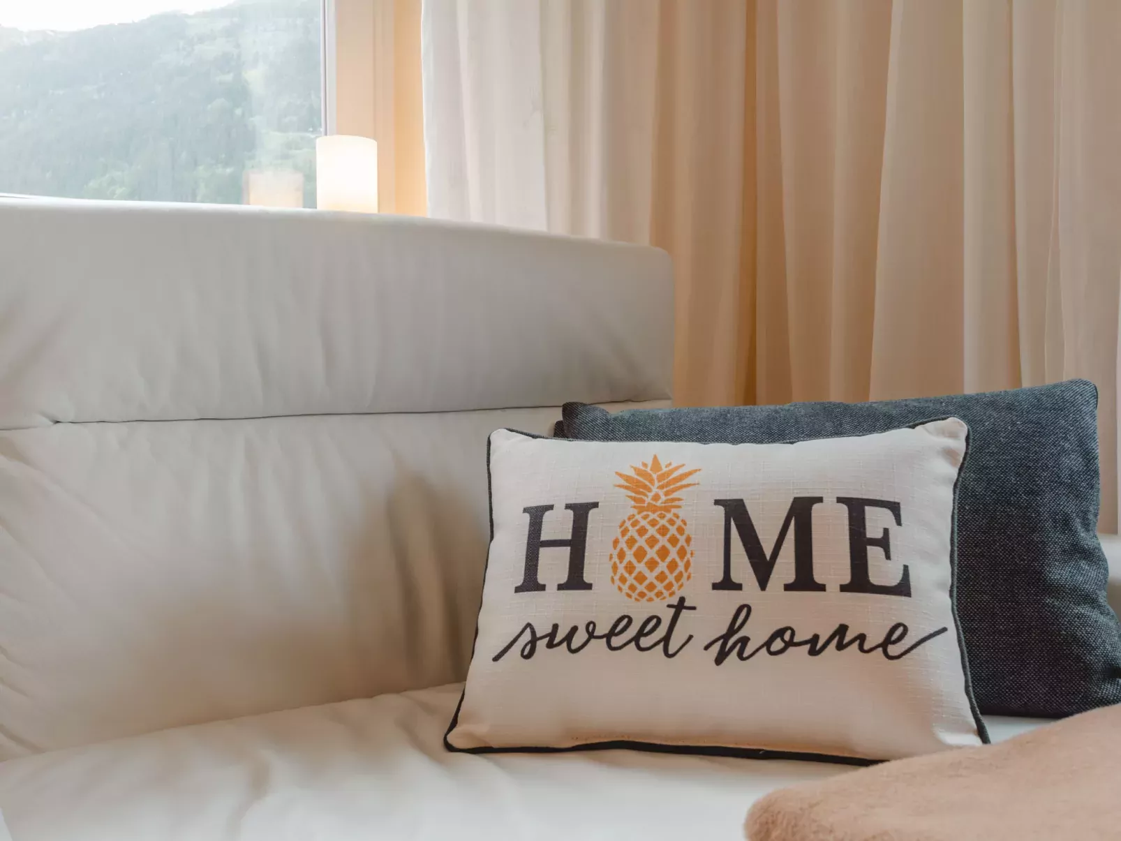 Cozy Home-Inside