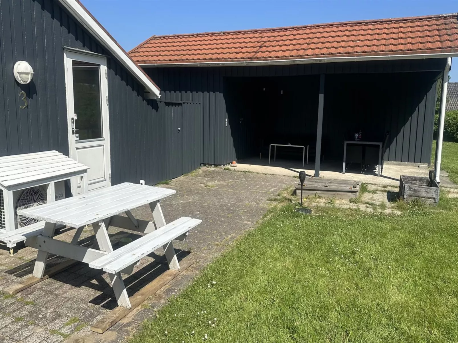 "Frellef" - 491m from the sea-Outside