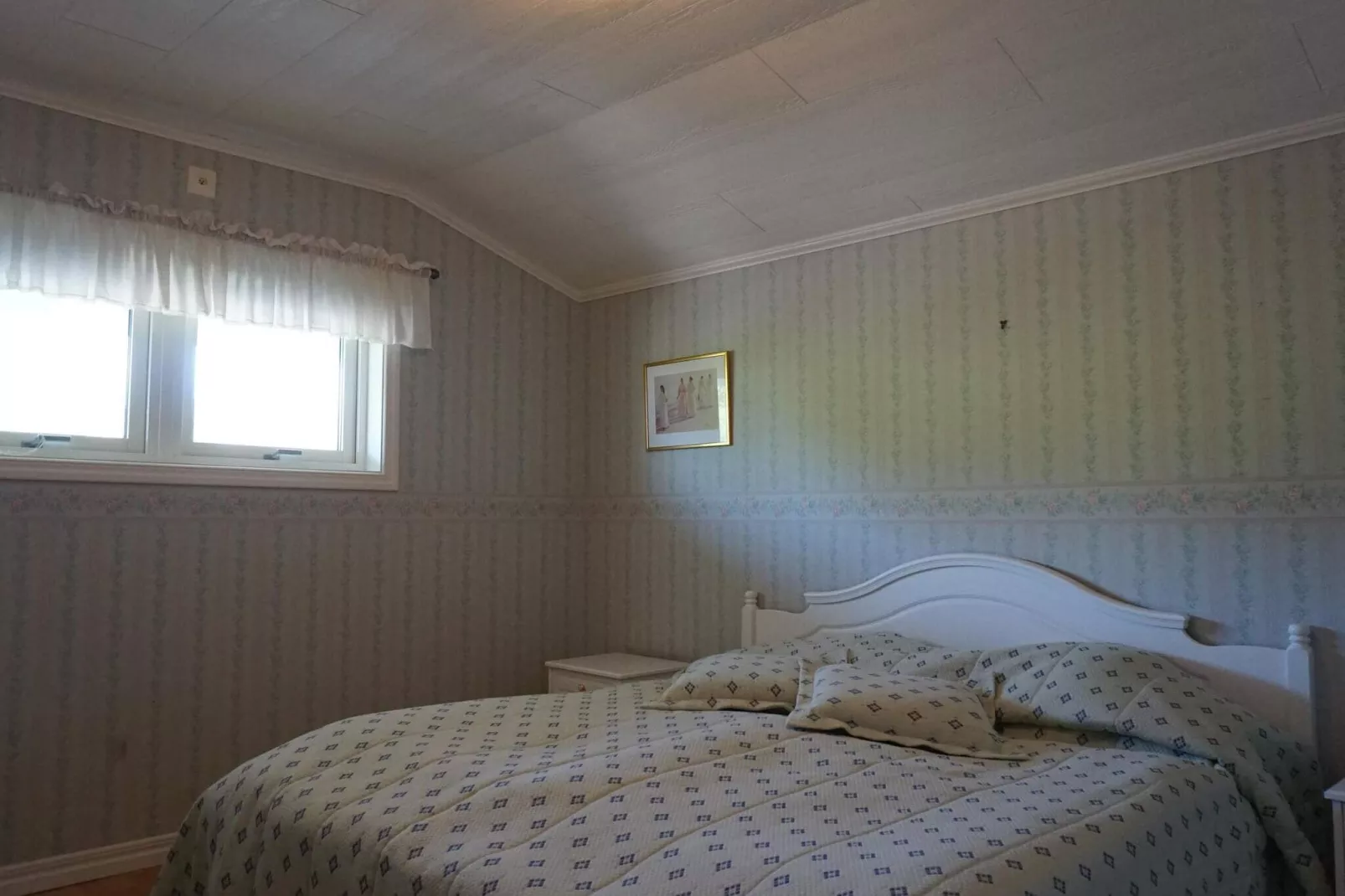 4 star holiday home in Hamburgsund-Indoor