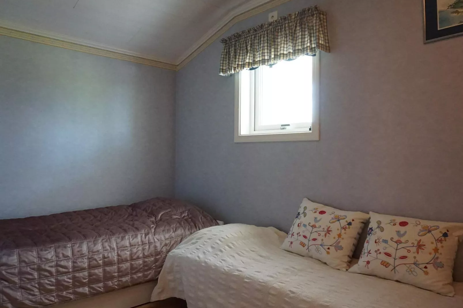 4 star holiday home in Hamburgsund-Indoor