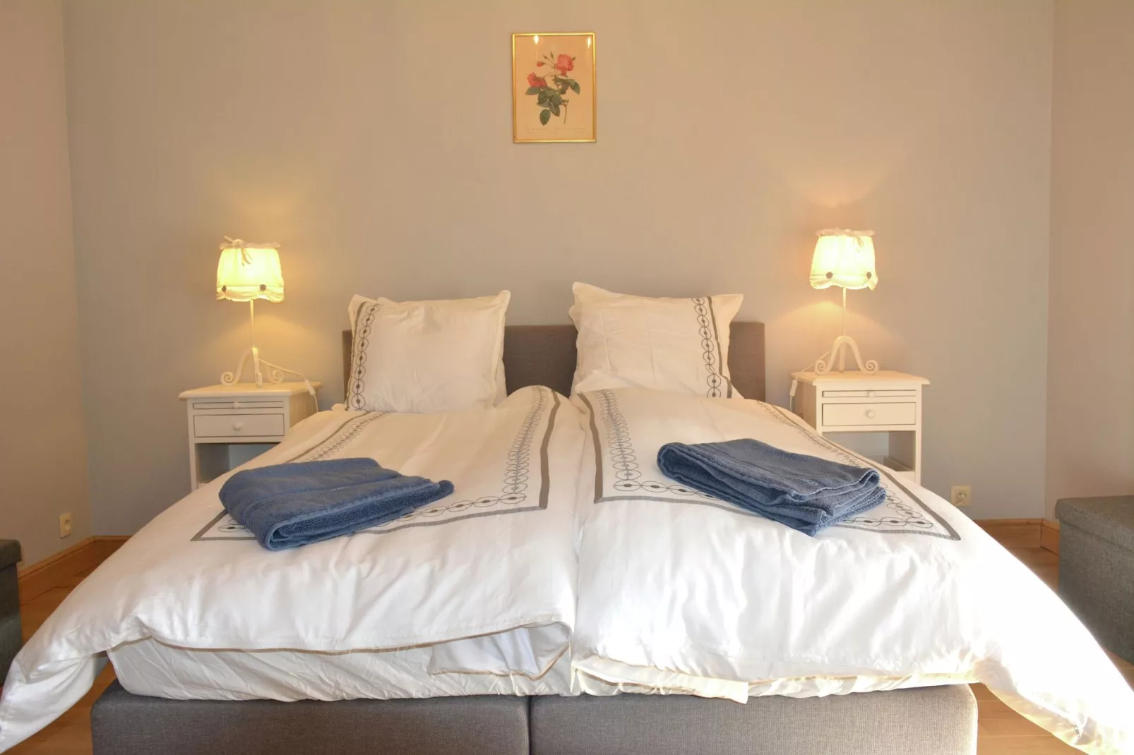 La Cour de Himbe-Bedroom
