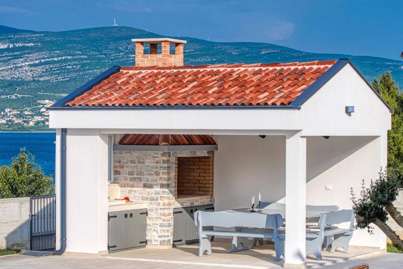 Vila Ena-Terrace balcony