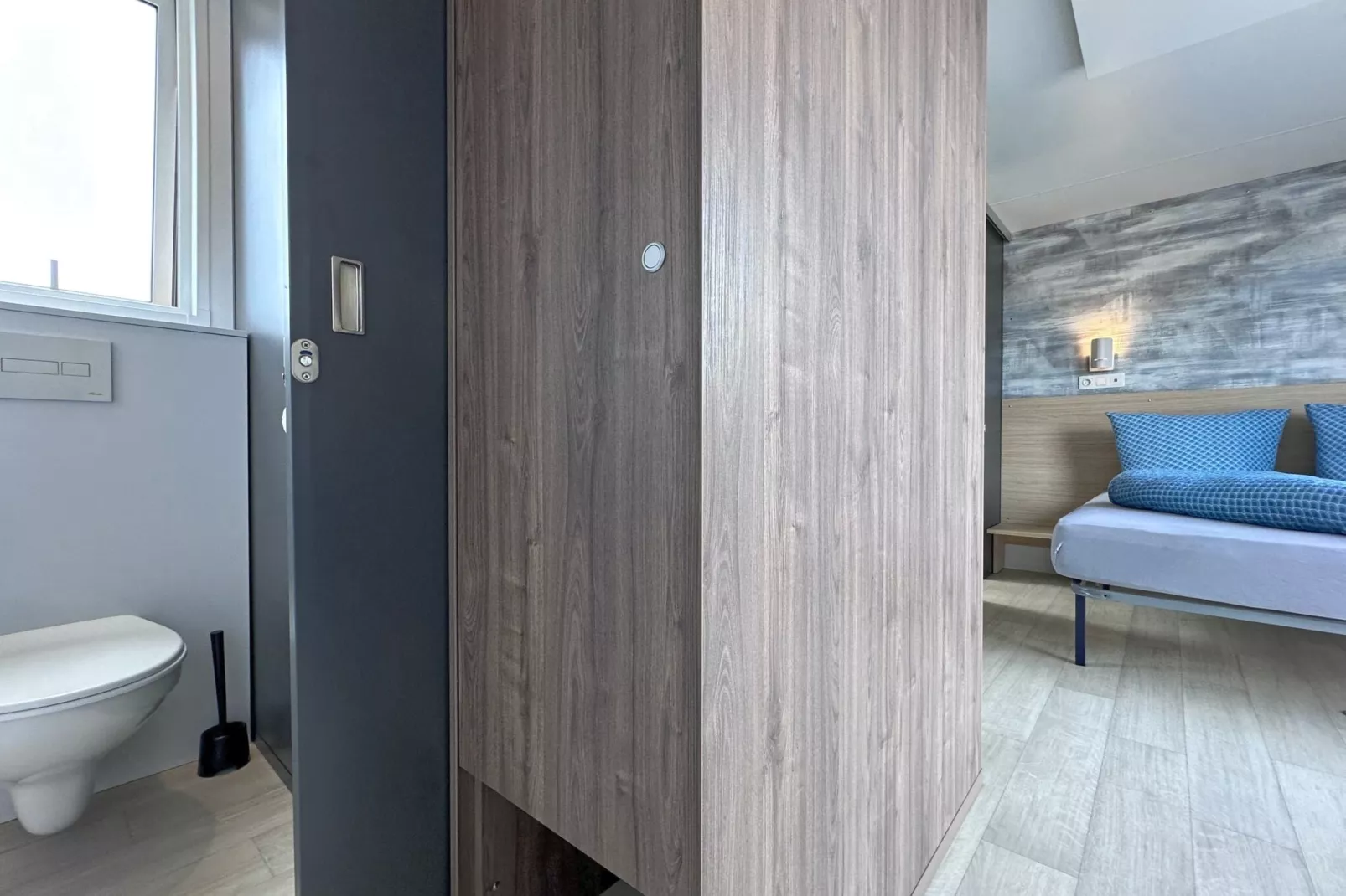 FERIENDORF SEEBLICK - Tiny Chalet am Eixendorfer See-Badezimmer