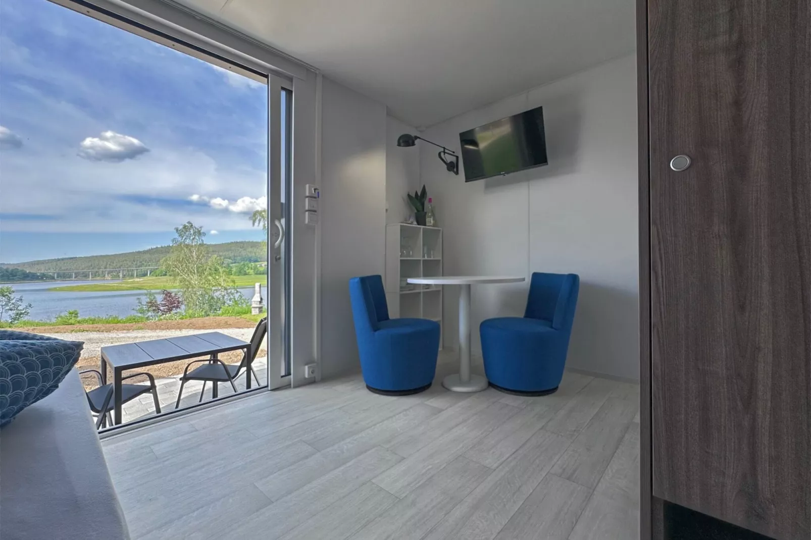 FERIENDORF SEEBLICK - Tiny Chalet am Eixendorfer See-Aussicht Sommer