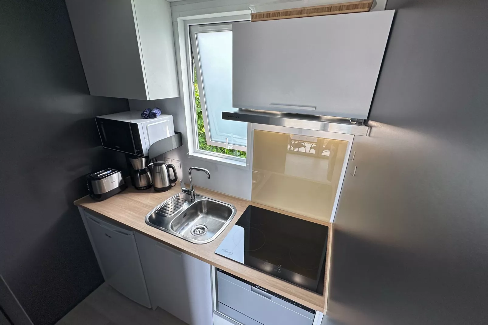 FERIENDORF SEEBLICK - Tiny Chalet am Eixendorfer See-Kitchen
