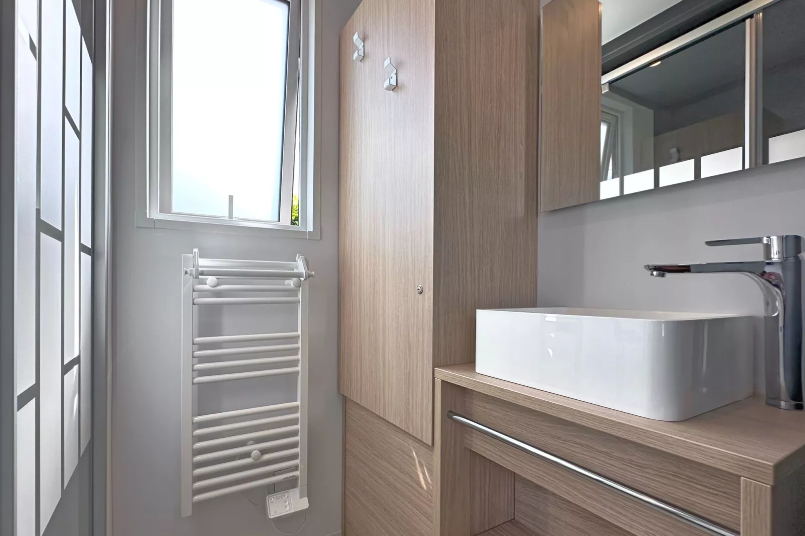FERIENDORF SEEBLICK - Tiny Chalet am Eixendorfer See-Bathroom