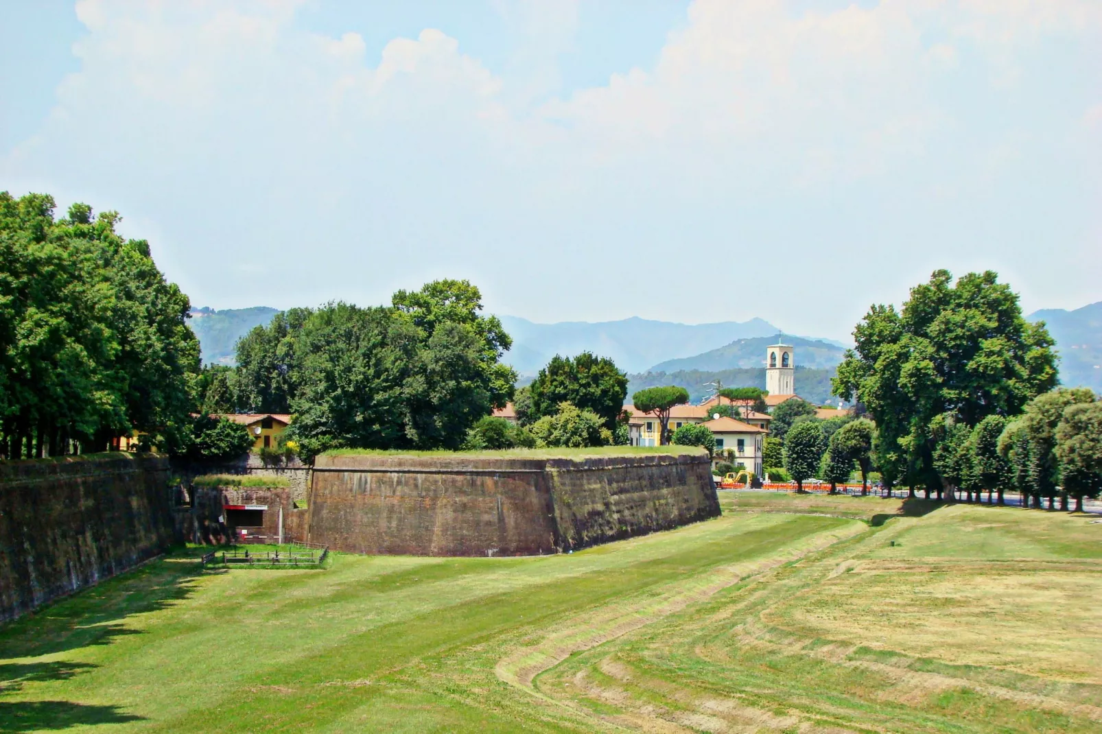 Promenade-Areas summer 1km