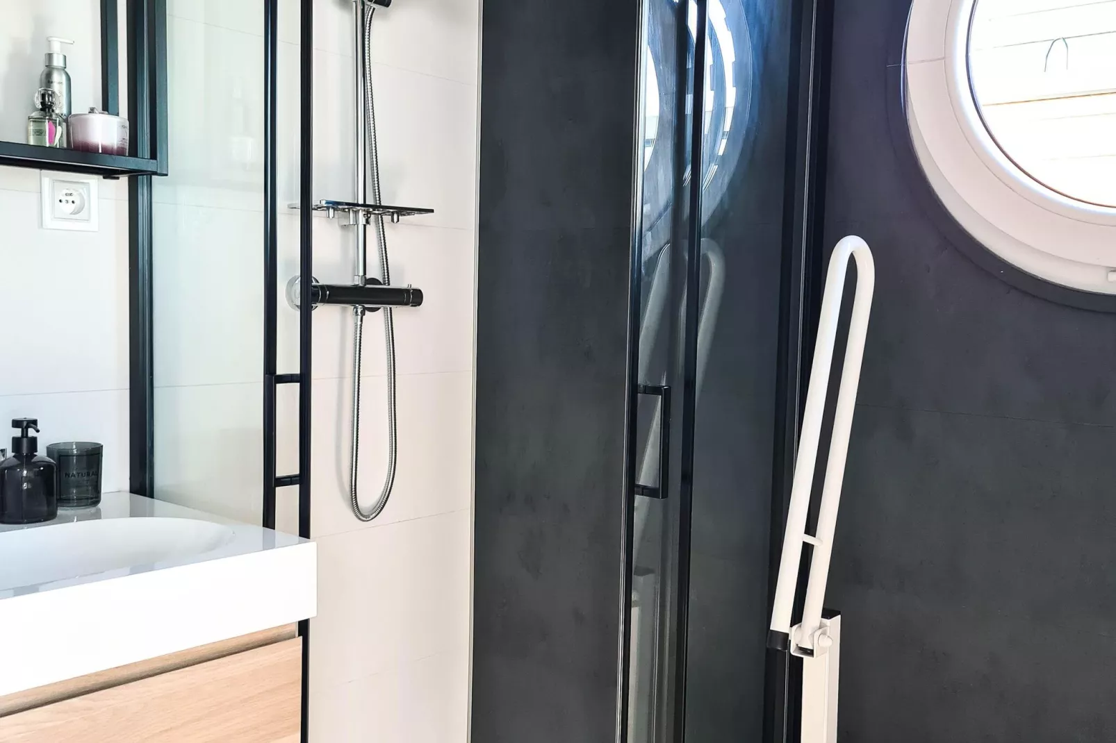 Domek na wodzie dla 3 osób jedna sypialnia-Bathroom
