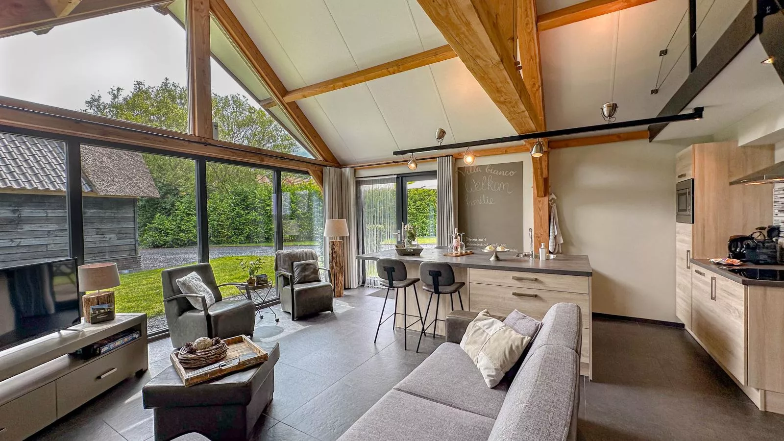 Villa Bianco-Living room